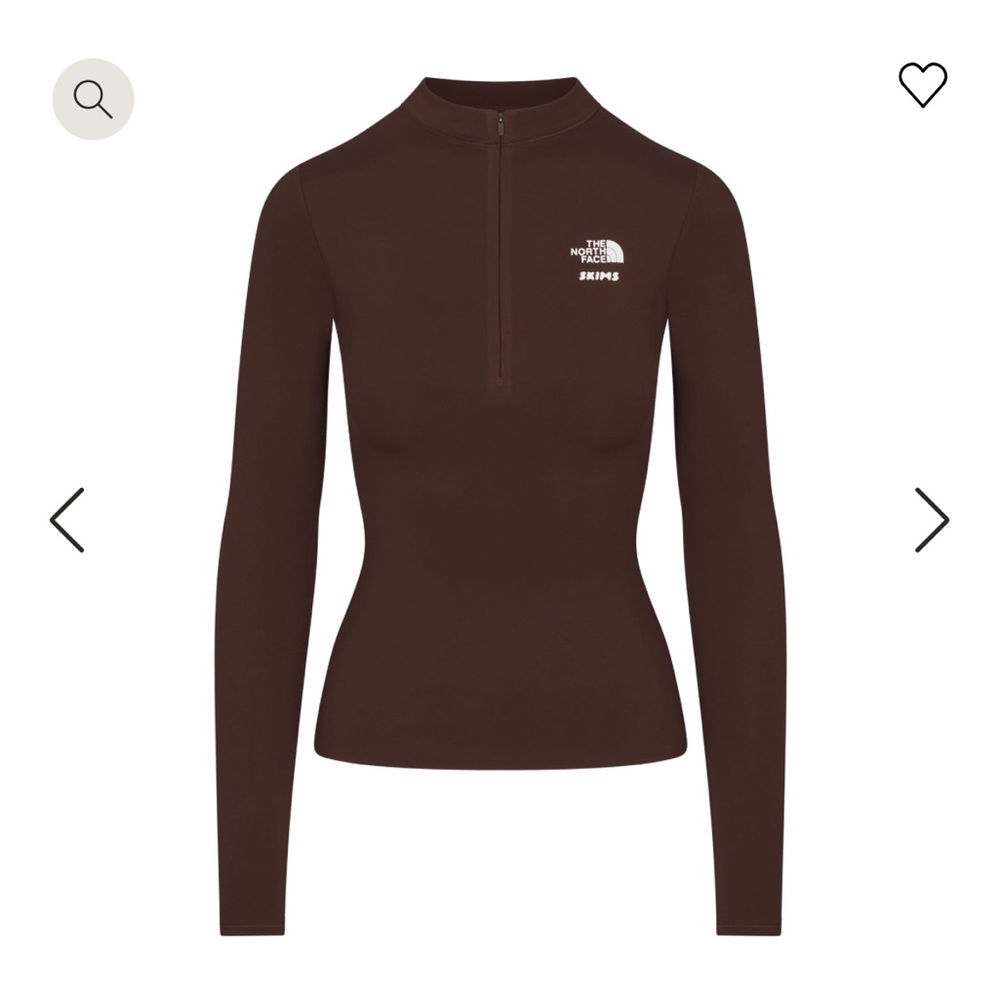 Skims x north face
Refina top